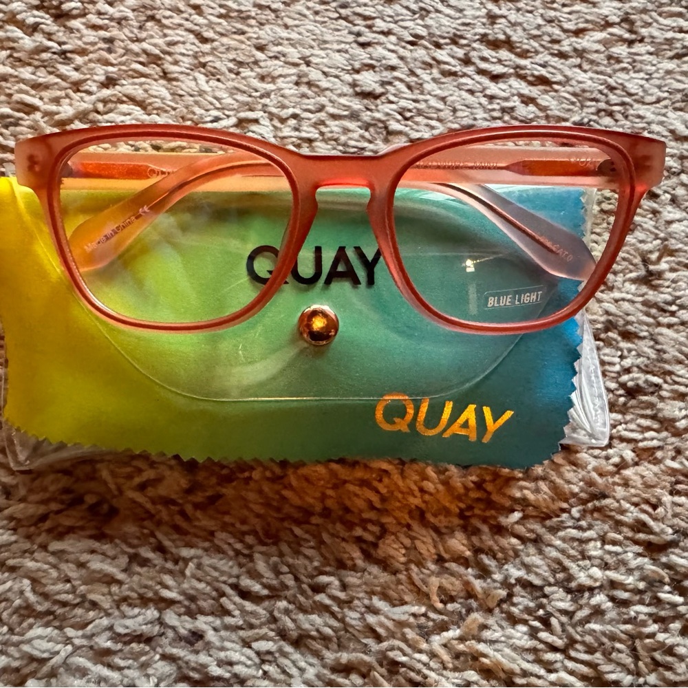 Quay Mini Hardwire Blue Light Screen Glasses-case Pink/Coral New